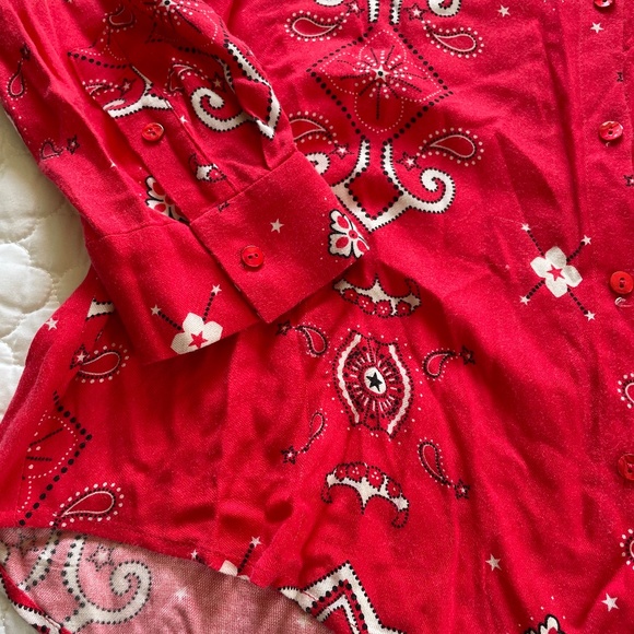 L' Agence Flowy Button Down Shirt Size Small - Picture 3 of 6